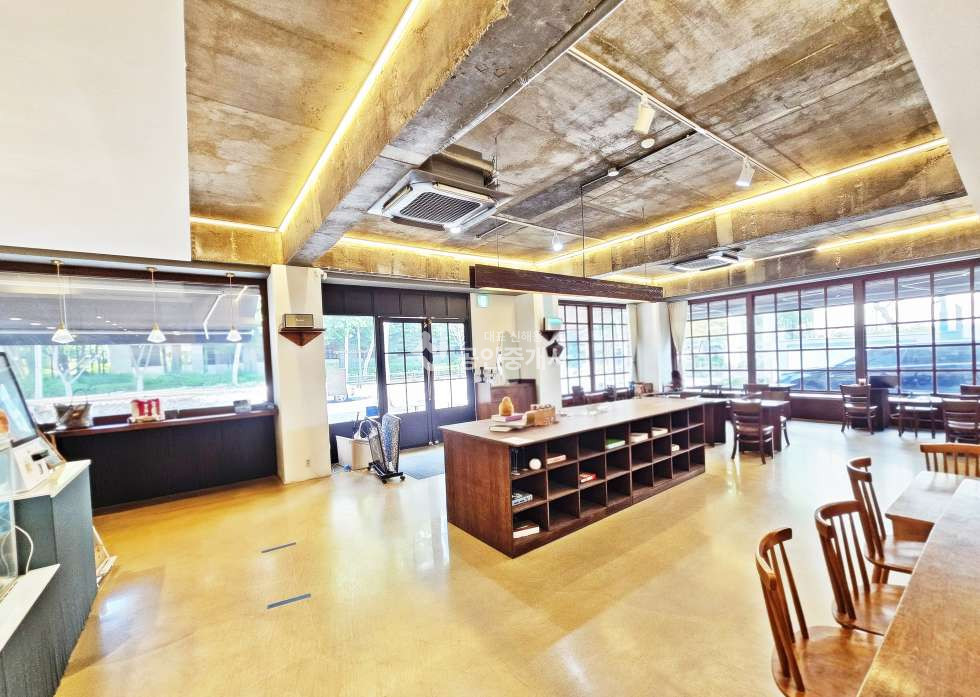 서울 강남구 대치동 강남 대치동 카페 임대 : 은마아파트 대로변 실 80평대 월세 매물번호 11092 사진 3