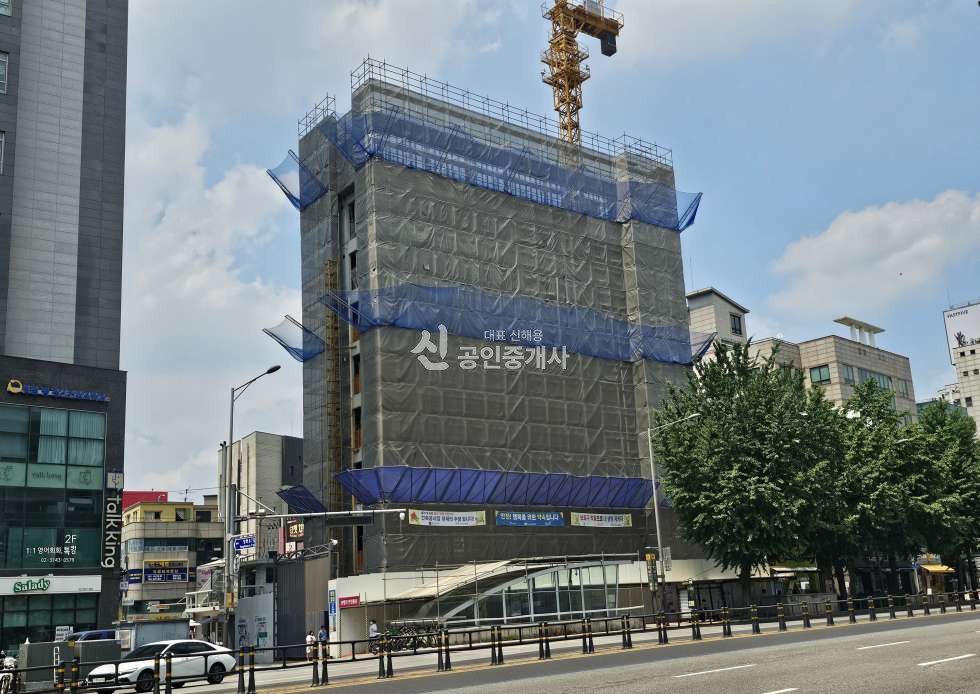 서울 마포구 서교동 392-4 합정역 대로변 신축 빌딩: 2연층 의원 임대 월세 매물번호 11120 사진 1