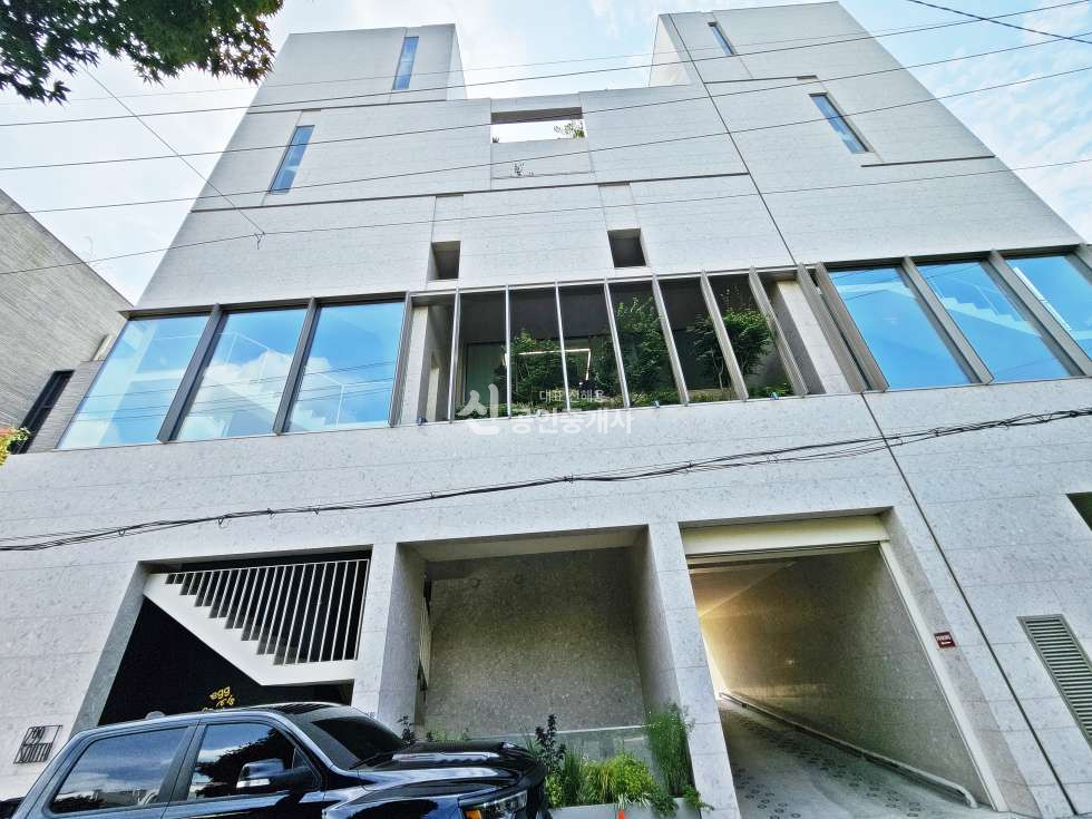 서울 강남구 논현동 강남 논현동 유튜브 스튜디오 임대 : 전용 50평~60평 층고 높은 무권리 지하층 상가 월세 매물번호 11126 사진 1