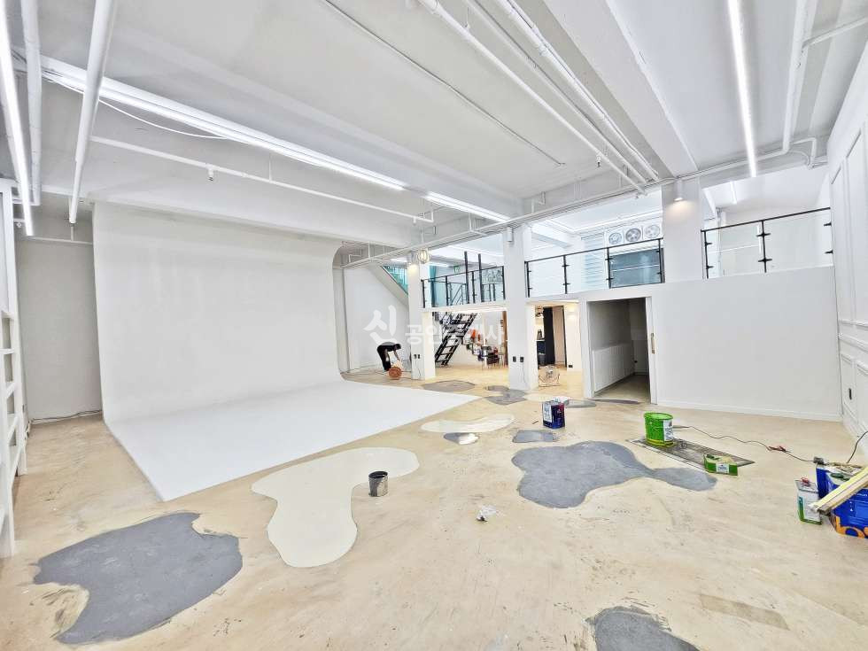 서울 강남구 논현동 강남 논현동 스튜디오 무권리 임대 : 층고 높은(4M) 40평대 학동역 월세 매물번호 11129 사진 1