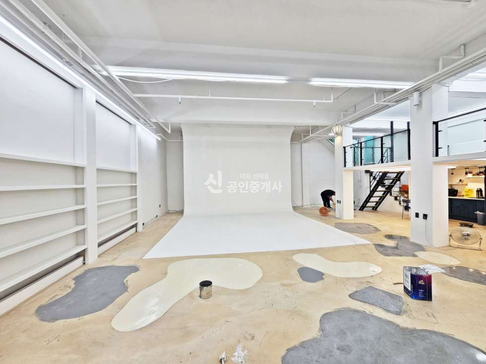 서울 강남구 논현동 강남 논현동 스튜디오 무권리 임대 : 층고 높은(4M) 40평대 학동역 월세 매물번호 11129 사진 2